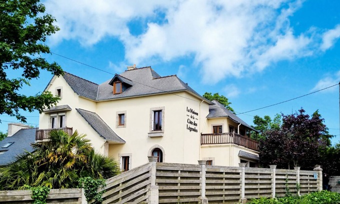 Plouneour-Brignogan-Plages Bed & Breakfast | La Maison de la Côte des Légendes