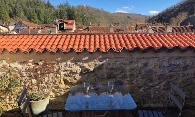 Villefranche-de-Rouergue House | La Maison de l'Imagier - 13th-century bastide house with roof terrace