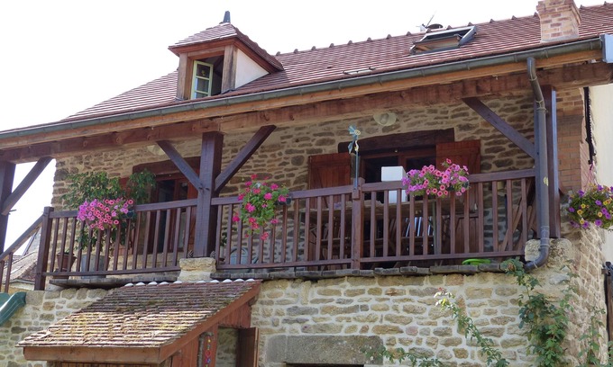 Lantilly House | La Maison au toboggan: a comfortable family vacation home