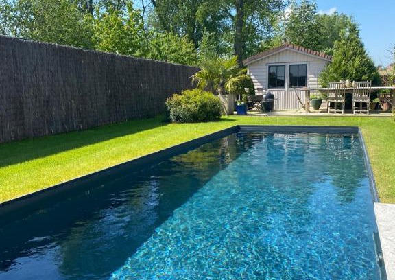 Frasnes-Lez-Anvaing Bed & Breakfast | La Maison d'Arc