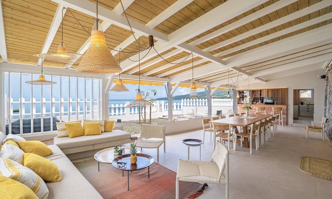 Saint-Pierre Villa | La maison dans la mer