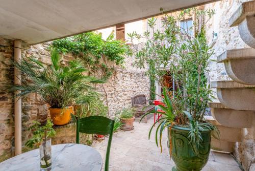 Aigues-Mortes Medieval City House | La Maison Dans Les Remparts