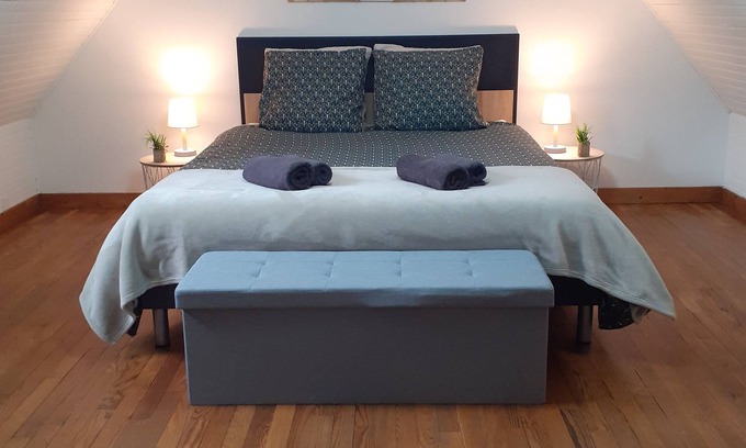 Goulven House | La Maison de la Baie - Comfort, nature & relaxation 200m from the sea and the GR34 hiking trail