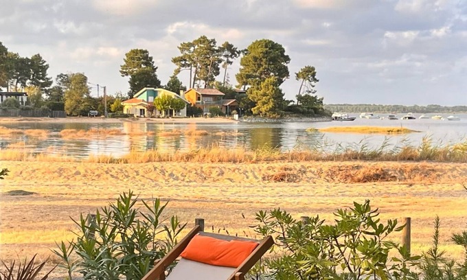 Claouey House | La Maison de la Plage à Bertic