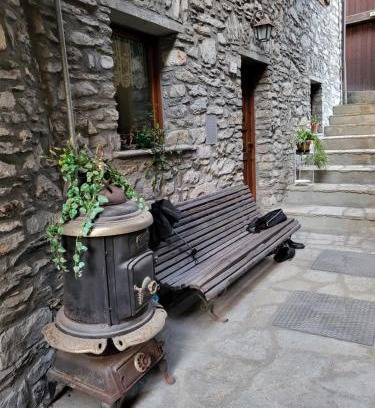 Courmayeur Apartment | La Maison de Mettelira