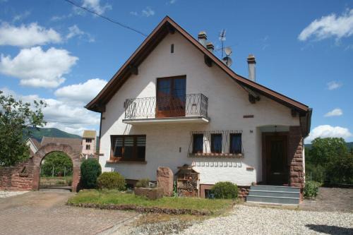 Neuve-Eglise House | La maison de Tania