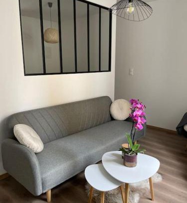 Lons-le-Saunier Apartment | La maison douce