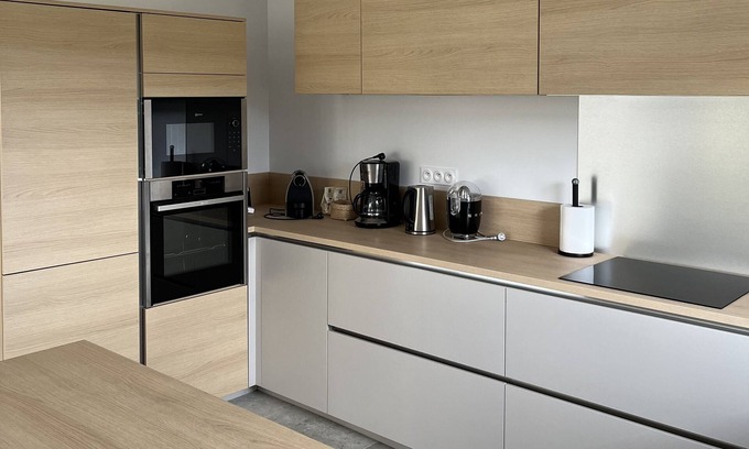 Tremeven House | La Maison du Bonheur