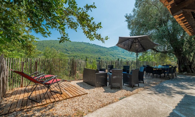 Le Bar-sur-Loup House | La Maison du Paysan - 20min de Grasse