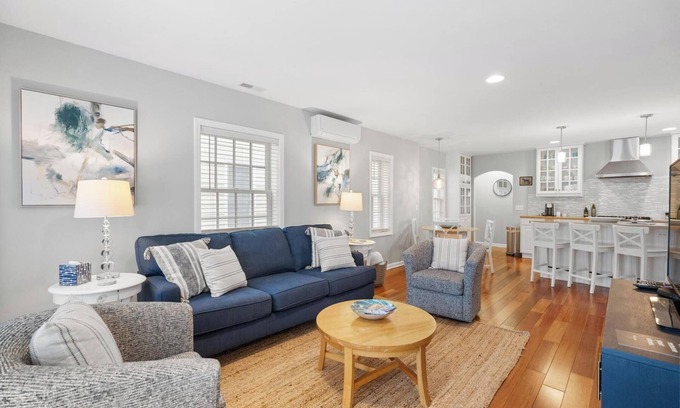 Harbor Springs House | La Maison on Main with views of the Harbor Point and a Private Courtyard!