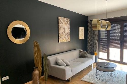Podmaine Apartment | La Maison Panoramique Budva