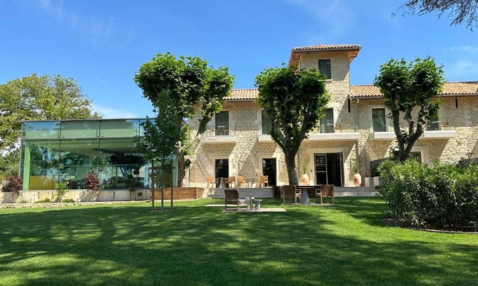 Millenaire Bed & Breakfast | La Maison Verchant - Chambres d'hôtes