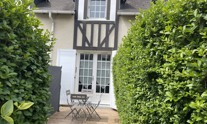 Courseulles-sur-Mer House | La Maisonnette à Souvenir