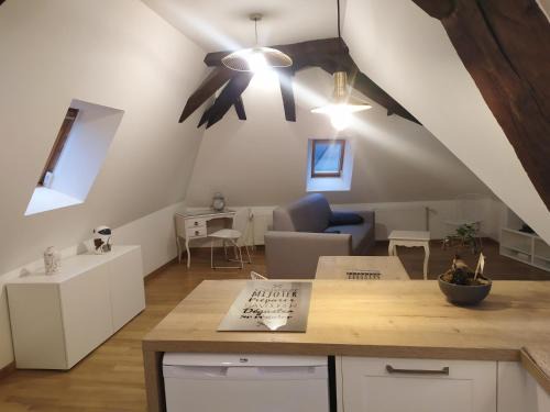 Bourges Apartment | La Manécanterie