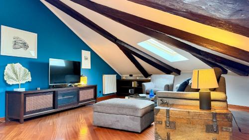 San Salvario Apartment | La Mansarda del Principe -Luxury with View Terrace
