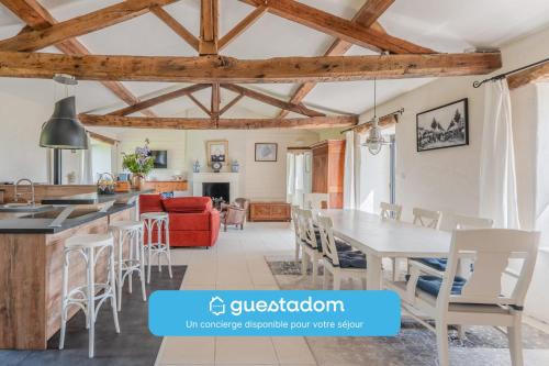 Challans-Gois Communaute House | La Marais - Parking - Jardin