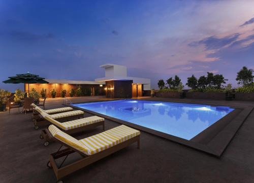 Jayanagar Hotel | La Marvella, Bengaluru