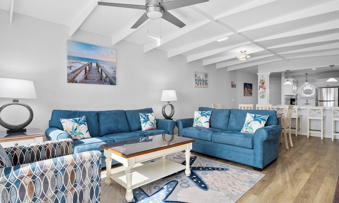 Port Aransas Condo | La Mirage Condo 326 Beachfront Condominium Resort with Private Boardwalk to Beach