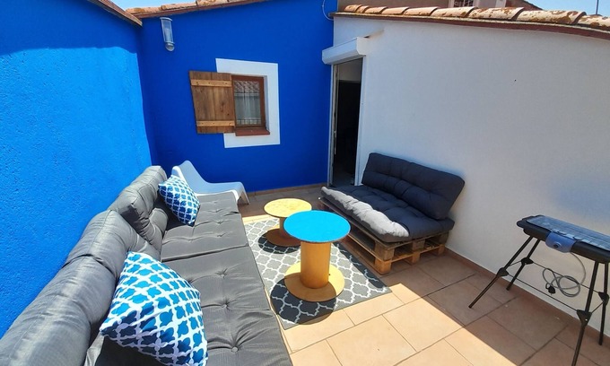 Opoul-Perillos House | La P'tite Maison D'eve Angeline, Gîte 8 Personnes
