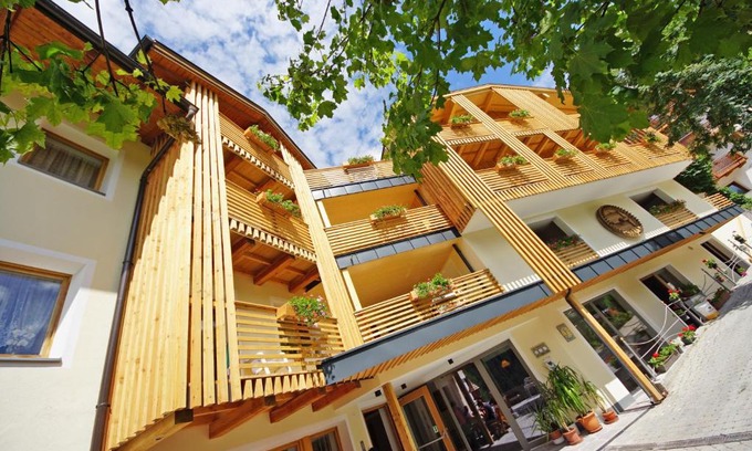 San Genesio Hotel | La Palsa