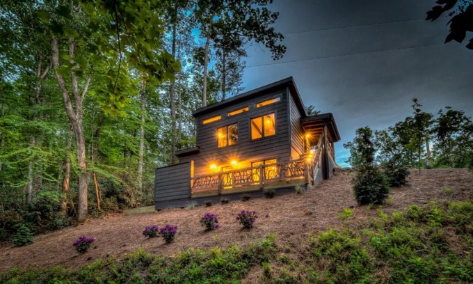 Cashes Valley House | La Pequena Pecos