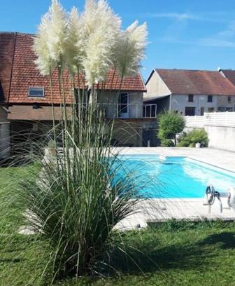 Dompierre-sur-Mont House | La perle des Lacs