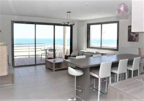 Narbonne-Plage Apartment | La Perle Marine, Luxe et Raffinement, appartement T4 Front de mer