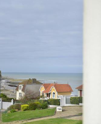 Mesnil-Val Apartment | La Perle Marine superbe vue mer terrasse 30m2