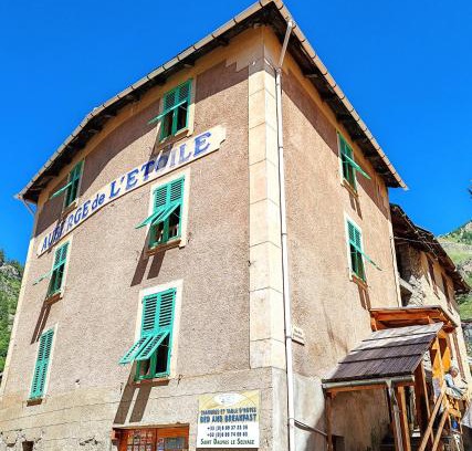Saint-Dalmas-le-Selvage Bed & Breakfast | La petite étoile d'hôtes en Mercantour