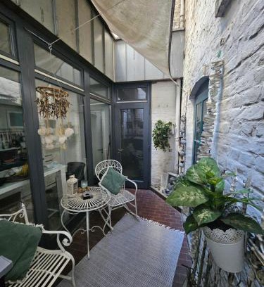 Altstadt-Nord House | La Petite Blanche