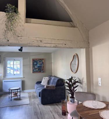 Conteville House | La Petite Hortense