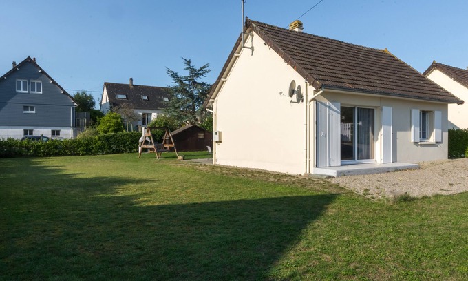 Barneville-Carteret House | La Petite Isle - Maison et jardin - plage à 200 m