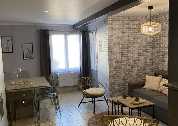Dizy Apartment | La petite Loge
