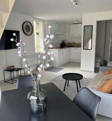 Glomel House | La petite maison de Kerguiniou