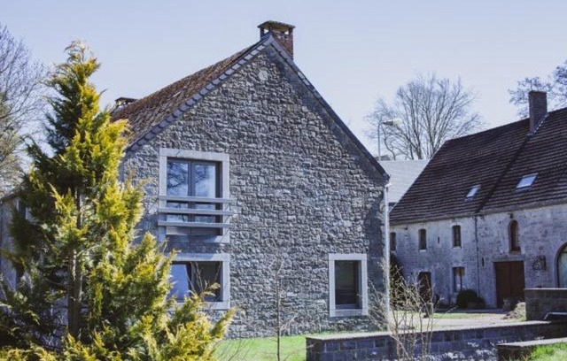 Hamois House | La petite maison du moulin de Scoville.