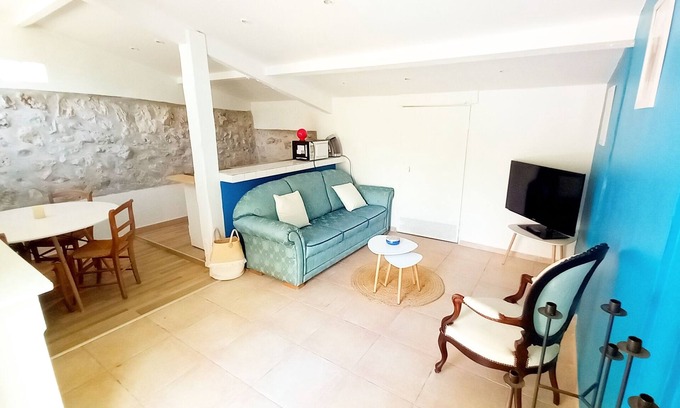 Mougins House | LA PETITE PELICANE house in a private residence in Mougins