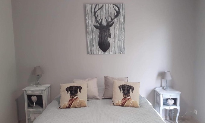 Chitenay House | La Petite Salamandre