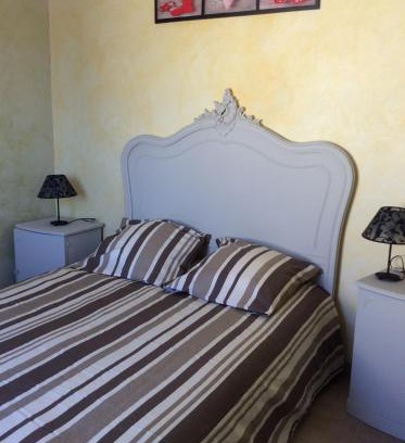 Brem Sur Mer House | La Petite Vendeenne