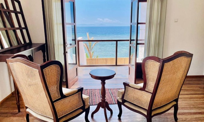 Penida Island Apartment | La Plage Flaner Beachfront Nusa Penida