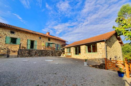 Saint-Mathieu House | La Porcherie