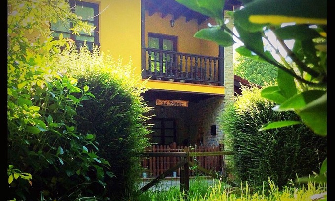 Llerandi House | La Prestosa