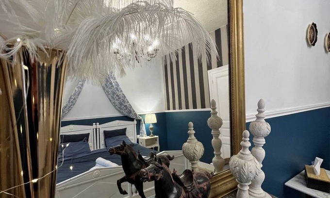 Lorris House | “La Princière” guest room
