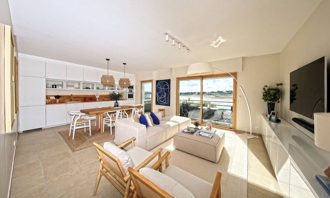 Barneville-Carteret Apartment | La Promenade du Port - Balcon vue sur le port