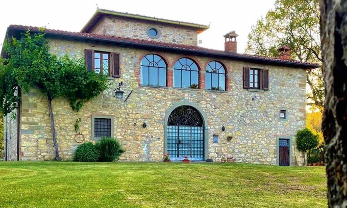 Ortignano Raggiolo Villa | La Querce