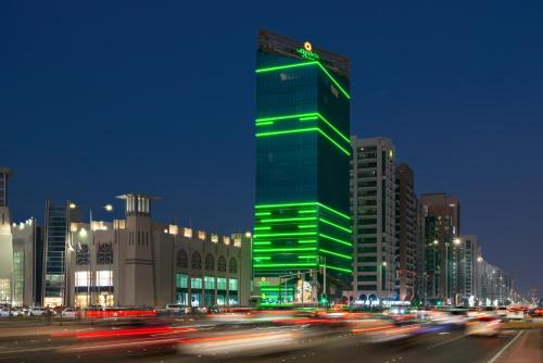 Abu Dhabi City Center Hotel | La Quinta by Wyndham Abu Dhabi Al Wahda