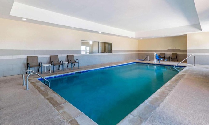 Artesia Hotel | La Quinta by Wyndham Artesia