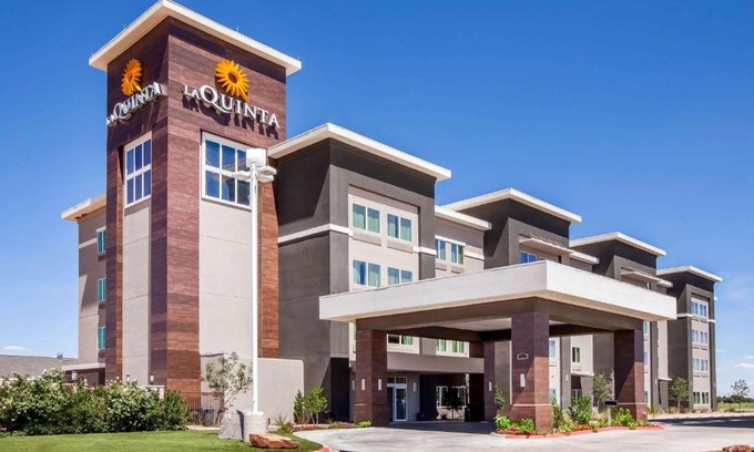Odessa Hotel | La Quinta by Wyndham Odessa North