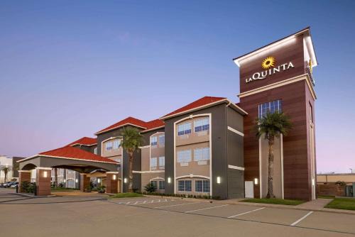 Port Arthur Hotel | La Quinta by Wyndham Port Arthur