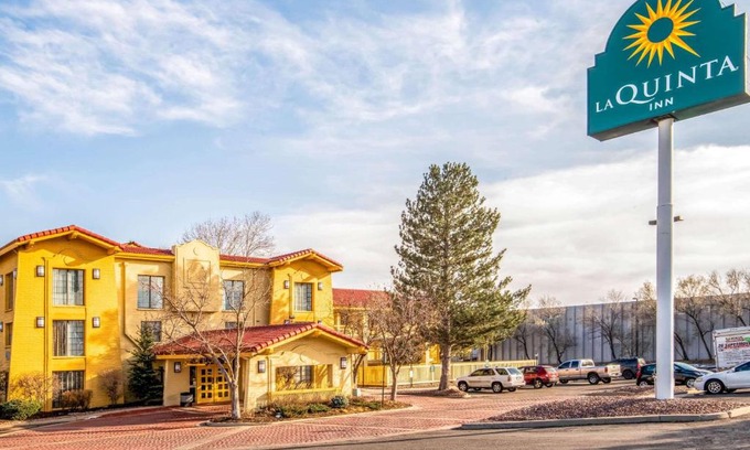 Central Colorado Springs Hotel | La Quinta Inn by Wyndham Colorado Springs Garden of the Gods