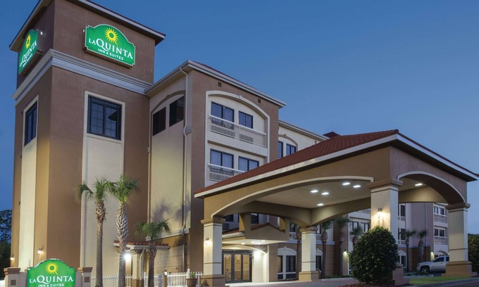 Fort Walton Beach Hotel | La Quinta Inn & Suites by Wyndham Fort Walton Beach